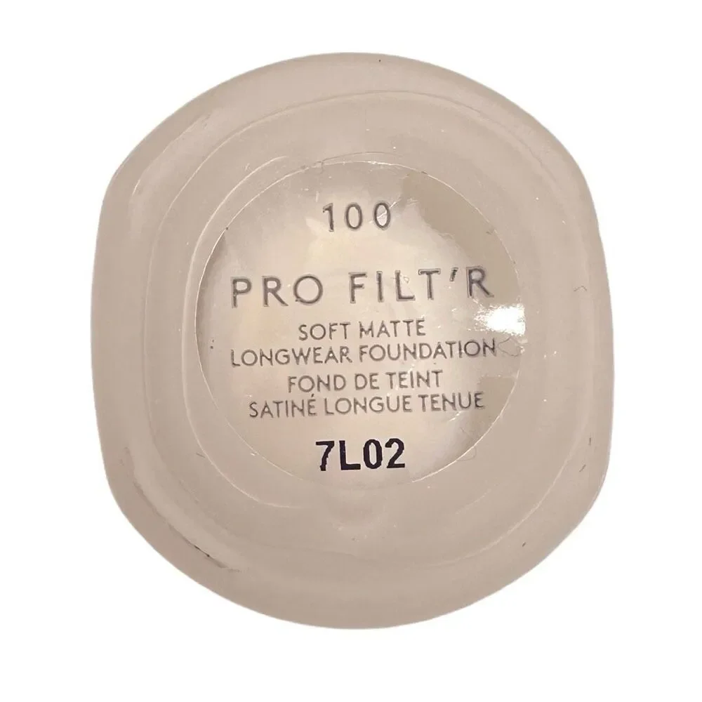 Fenty Beauty Pro Filt’r Soft Matte Longwear Foundation - 100 Fair - 1.08 fl oz